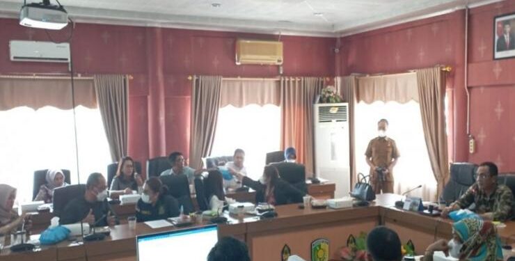FOTO : IST/MATAKALTENG - Pelaksanaan Rapat Badan Musyawarah (Bamus) DPRD Kota Palangka Raya, bersama jajaran Pemerintah Kota (Pemko) Palangka Raya.