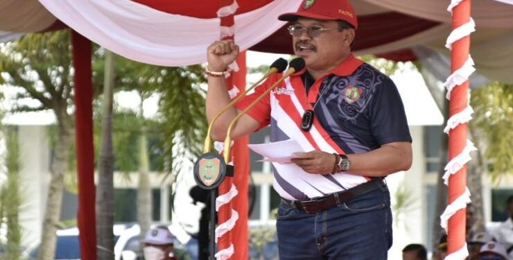 FOTO : MMC/MATAKALTENG - Sekretaris Daerah Provinsi Kalimantan Tengah, Nuryakin saat membuka POPPROV Kalteng mewakili Gubernur Kalteng, Senin 27 Juni 2022.