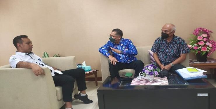 FOTO : IST/MATAKALTENG - Kepala Dinas Kelautan dan Perikanan (Dislutkan) Provinsi Kalteng Darliansjah saat mengunjungi Kementerian Kelautan dan Perikanan (KKP) RI di Jakarta.