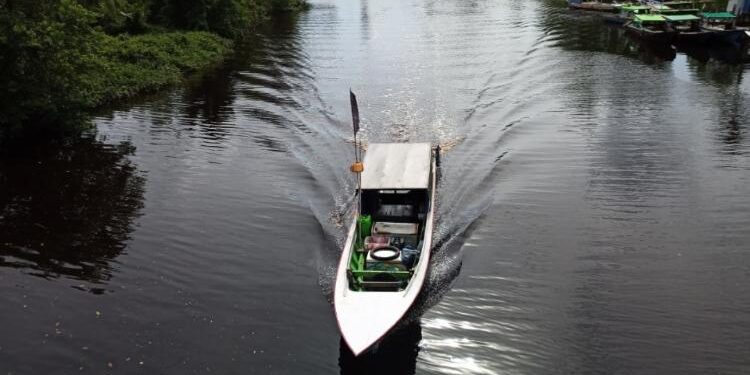 FOTO: DOK. ALDI SETIAWAN/MATA KALTENG: Perahu nelayan yang ada di Desa Sungai Bakau, Kecamatan Seruyan Hilir Timur.