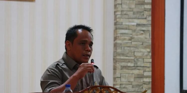 Ketua Fraksi Golkar DPRD Seruyan, Harsandi.