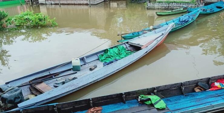 FOTO : Pemdes Bawan/MATA KALTENG - Banjir yang terjadi di Desa Bawan, Kecamatan Mentaya Hulu, Kabupaten Kotim.