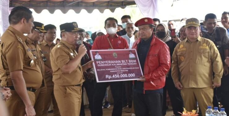 FOTO : HUMAS/MATAKALTENG - Rangkaian kegiatan Gubernur Sugianto Sabran saat melaksanakan kunker ke Kabupaten Seruyan.