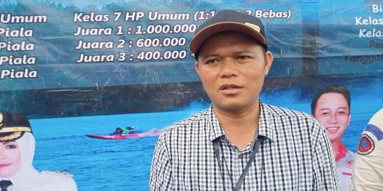 Ketua Pelaksanaan Lomba Perahu Balap Ketinting Desa Pematang Limau, Supiansyah.
