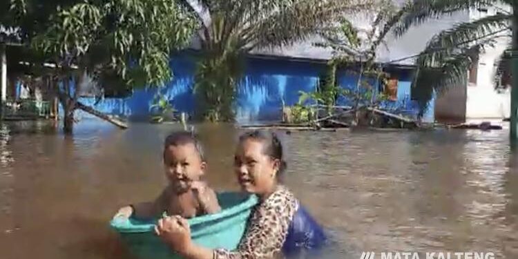 FOTO: DOK/MATAKALTENG - Banjir yang terjadi di wilayah Kotim.
