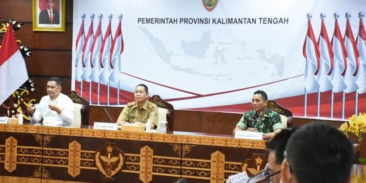 FOTO: ADPIM/MATAKALTENG - Kegiatan Rapat Koordinasi (Rakor) Pengendalian Inflasi Tahun 2023 bersama Menteri Dalam Negeri.