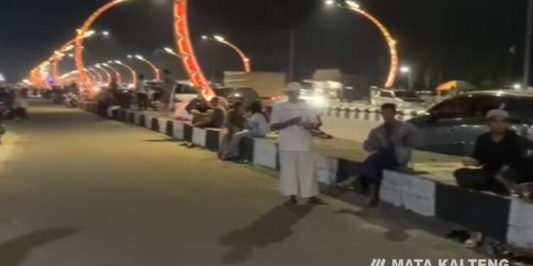 FOTO : IST/MATAKALTENG - Suasana di Terowongan Nur Mentaya pada malam hari. 