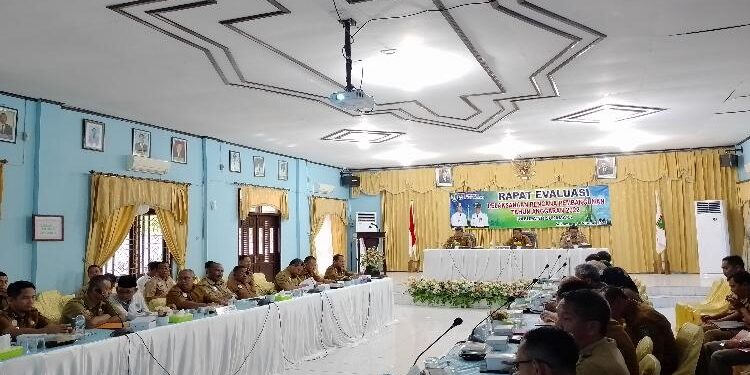 FOTO : AKH/MATAKALTENG - Rapat Evaluasi Pelaksanaan Rencana Pembangunan yang digelar Pemkab Sukamara.