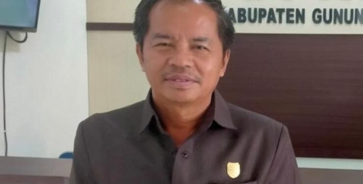 Wakil Ketua Komisi I DPRD Kabupaten Gunung Mas Polie L Mihing
