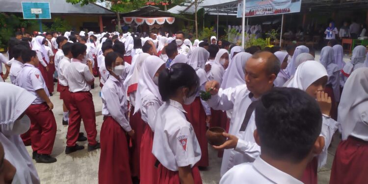 FOTO : DOKUMENTASI/MATA KALTENG - Sejumlah pelajar di sekolah.
