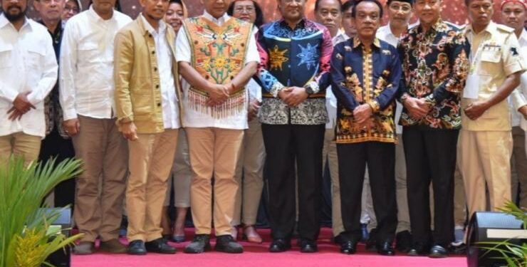 FOTO : IST ADPIM/MATAKALTENG - Wakil Gubernur (Wagub) H. Edy Pratowo saat menghadiri acara Peringatan HUT Ke-15 Partai Gerindra.