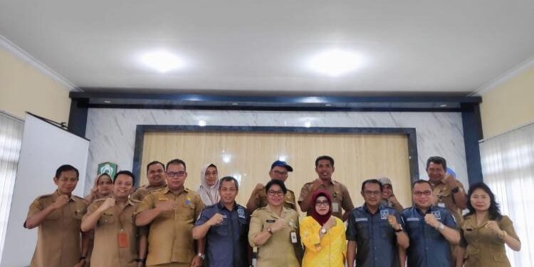 FOTO : DPRD/MATA KALTENG - Komisi III DPRD Kotim saat berkoordinasi dengan Disdik Kotim.