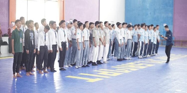 FOTO : IST/MATA KALTENG - Pembukaan rangkaian kegiatan gebyar launching Universitas Muhammadiyah Sampit.