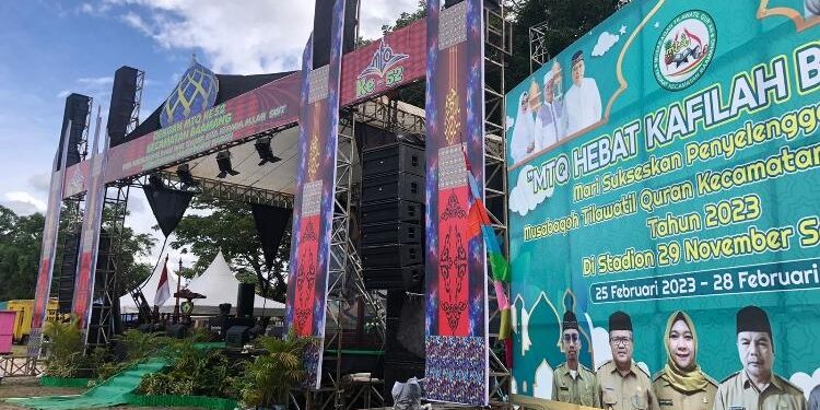 FOTO : DIAN TARESA/MATA KALTENG- Panggung MTQ tingkat Kecamatan Baamang ke 52.