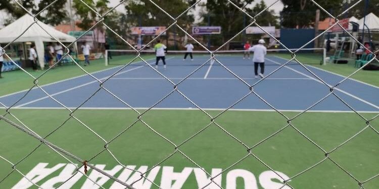 FOTO: AKH/MATAKALTENG - Turnamen Tenis Lapangan Bupati Sukamara Cup I dimulai.
