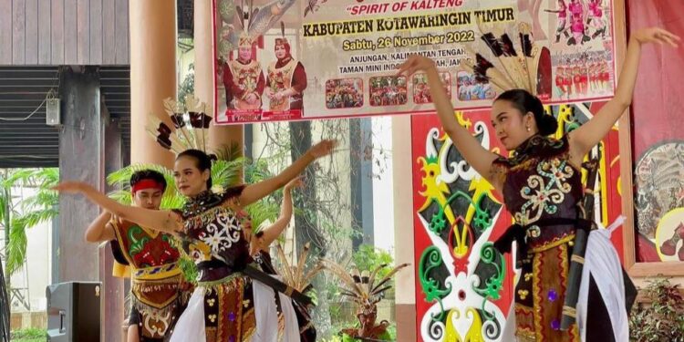 FOTO : IST/MATAKALTENG - Peserta dari Kotim saat mengikuti kegiatan Spirit Of Kalteng beberapa waktu lalu.