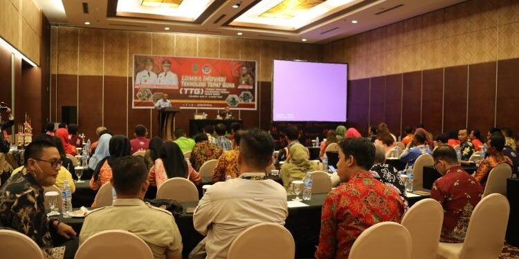 FOTO: ADPIM/MATAKALTENG - Saat pelaksanaan pembukaan Lomba Inovasi Teknologi Tepat Guna Tingkat Provinsi Kalimantan Tengah Tahun 2023 di Swisbell-Hotel Danum Palangka Raya, Jumat 10 Maret 2023.