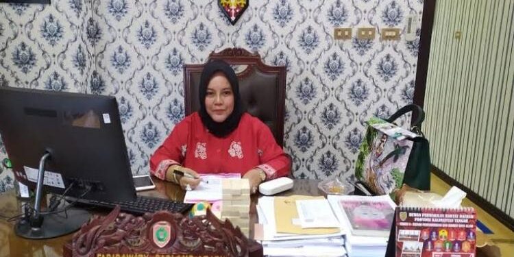 Wakil Ketua III DPRD Kalteng, Hj Faridawaty Darland Atjeh.