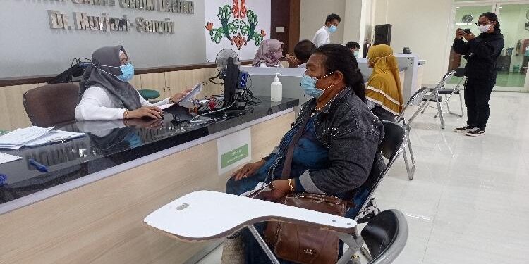 FOTO : DOK DEVIANA/MATAKALTENG - Pelayanan di RSUD dr Murjani