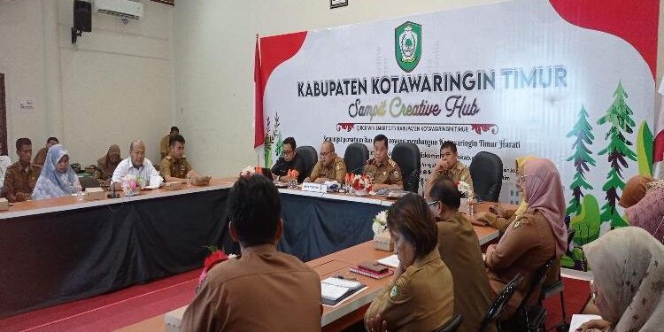 FOTO : DEVIANA/MATAKALTENG - Pemkab Kotim saat menggelar rapat koordinasi TPID, Senin 12 Maret 2023.
