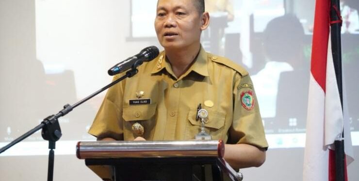 FOTO : IST/MATAKALTENG - Staf Ahli Gubernur Kalteng Yuas Elko saat membuka Rakornis Bidang Perhubungan se-Kalteng, Senin 13 Maret 2023.