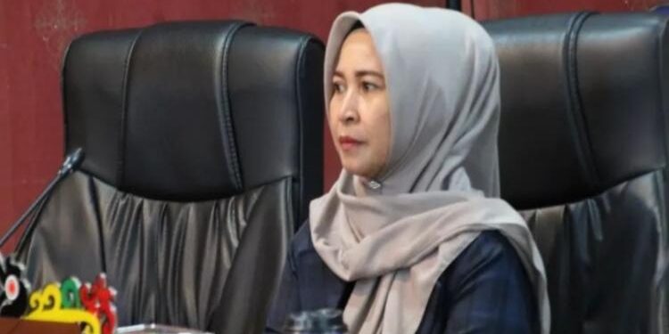 FOTO: HUMAS DPRD/MATAKALTENG - Wakil Ketua I Komisi A DPRD Kota Palangka Raya, Hj. Mukarramah.