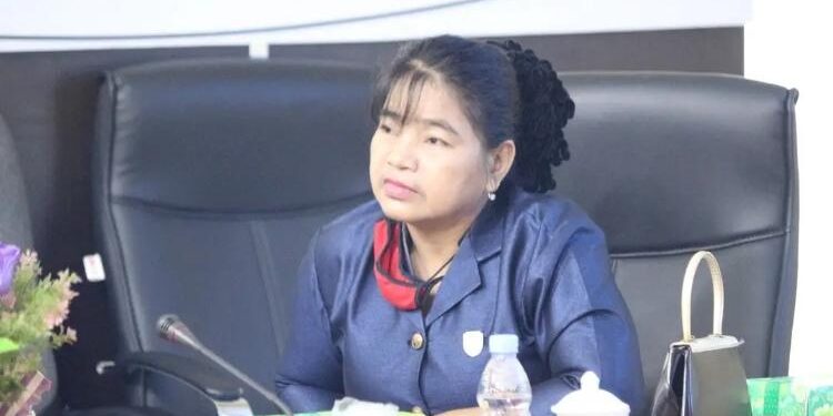 Anggota DPRD Seruyan, Atinita.