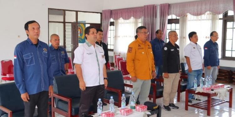 FOTO: IST/MATA KALTENG - Suasana saat pelantikan pengurus PWI Kabupaten Seruyan periode 2022-2025 yang dilaksanakan di Palangka Raya, Rabu 15 Maret 2023.