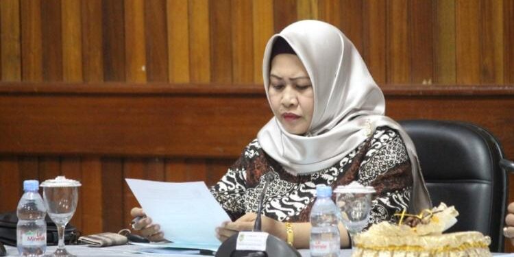 Anggota DPRD Seruyan, Masfuatun.