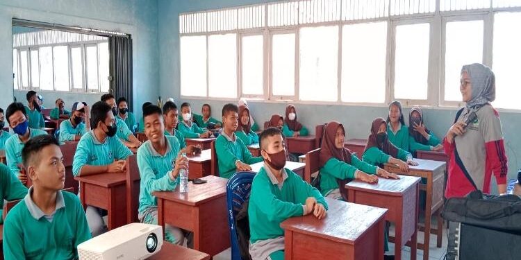 FOTO: DOK/MATAKALTENG - Sejumlah pelajar di Kotim.