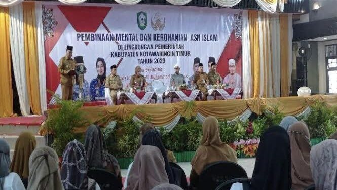FOTO : Dok/MATAKALTENG - Siraman rohani ASN di Kotim.