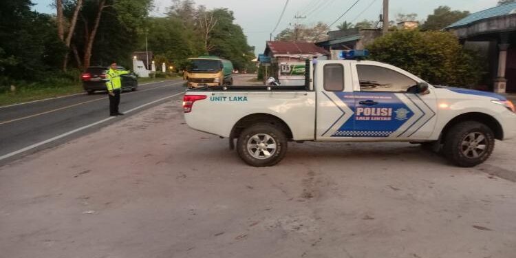 FOTO: HUMAS POLRESTA/MATAKALTENG - Personel Satlantas Polresta Palangka Raya, pada saat melakukan olah TKP.