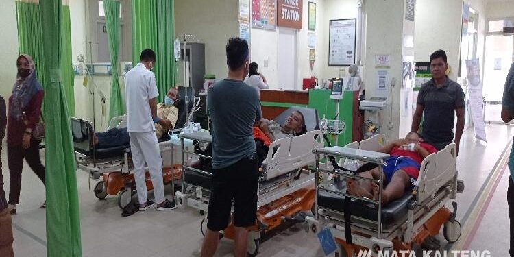 FOTO : DOK DEVIANA/MATAKALTENG - Pelayanan di IGD RSUD dr Murjani Sampit.