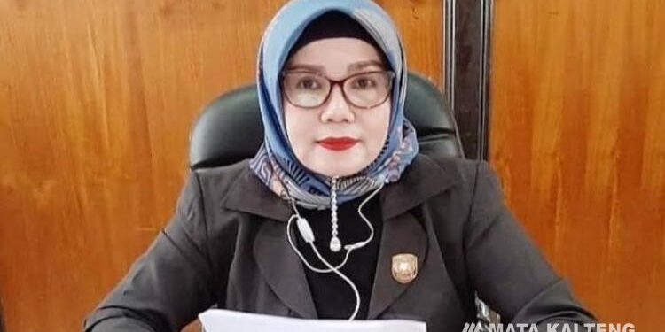 Anggota DPRD Palangka Raya, Ruselita.