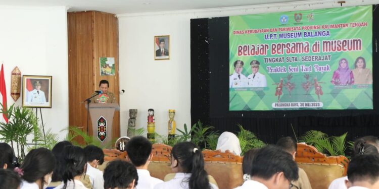 FOTO: VI/MATAKALTENG - Staf Ahli (Sahli) Gubernur Kalteng Bidang Kemasyarakatan dan Sumber Daya Manusia (KSDM), Suhaemi, pada saat membuka kegiatan.