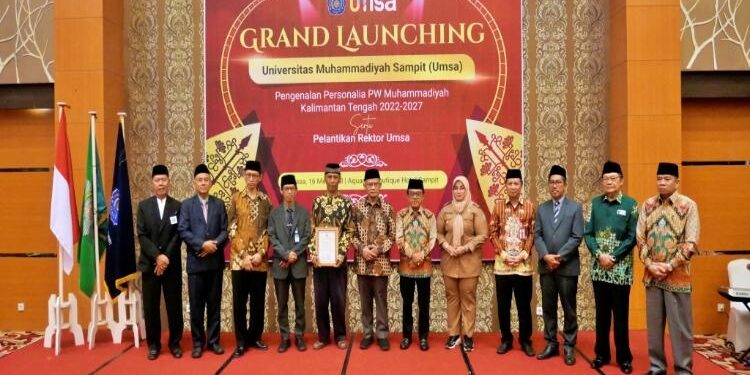 FOTO: MATAKALTENG - Waket I DPRD Kalteng H Abdul Razak, saat menghadiri kegiatan pembukaan Universitas Muhammadiyah Sampit (Umsa).