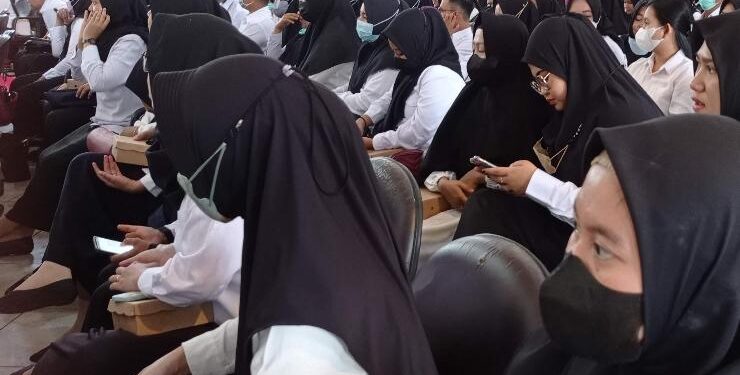 FOTO : DOK DEVIANA/MATAKALTENG - Ratusan tekon kesehatan  yang baru diangkat menjadi PPPK, Kamis 27 Mei 2023.