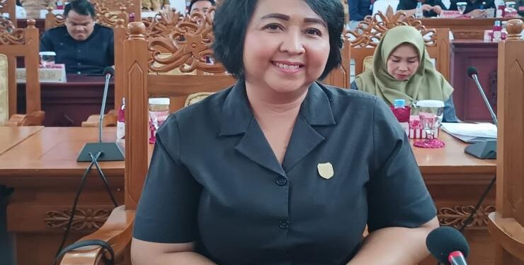 Anggota DPRD Kabupaten Gumas Iceu Purnamasari
