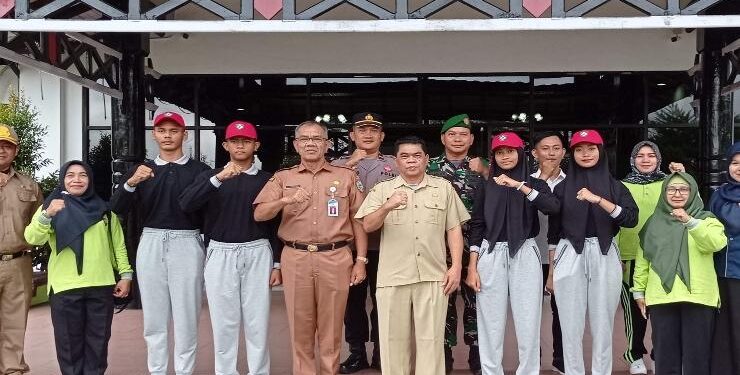 FOTO : DEVIANA/MATAKALTENG - Pelepasan Capaska Kotim untuk mengikuti seleksi di tingkat provinsi dan nasional, Senin 8 Mei 2023.