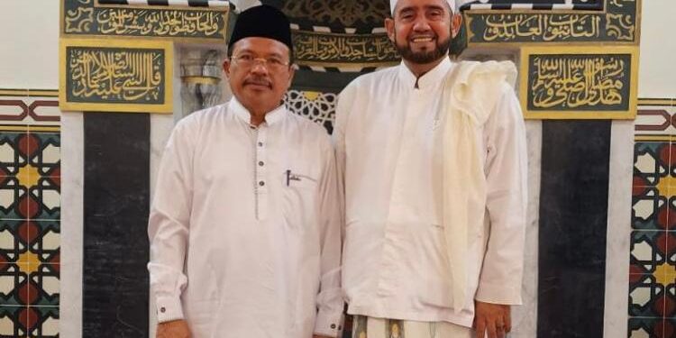 FOTO: HUMAS PEMPROV/MATAKALTENG - Sekda Kalteng, H. Nuryakin, pada saat bersilaturahmi ke kediaman Habib Syech bin Abdul Qodir Assegaf, di Solo.