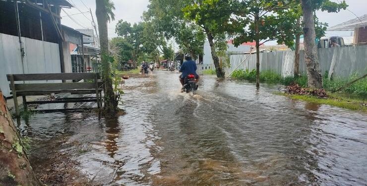 FOTO : Dok/MATA KALTENG - Banjir yang pernah terjadi di Kota Sampit.