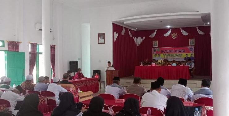 FOTO : AKH/MATAKALTENG - Sosialisasi Moderasi Beragama yang digelar di Aula Kantor Desa Natai Sedawak.