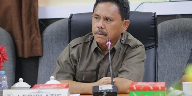 Anggota DPRD Seruyan, Benyamin Pasambe.