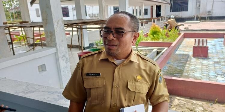 Kepala Bapenda Seruyan, Sukardi.