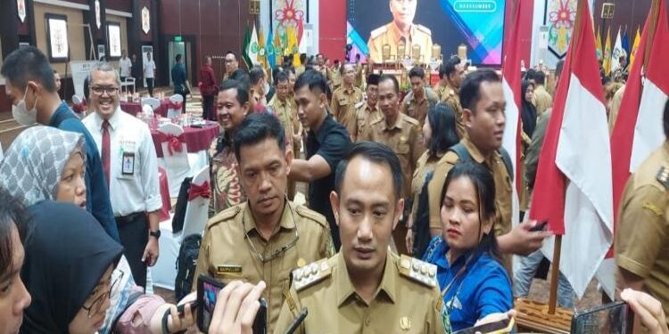 FOTO: VI/MATAKALTENG - Wali Kota Palangka Raya, Fairid Naparin.
