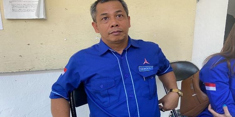 FOTO: DIAN/MATAKALTENG - Ketua Fraksi Demokrat DPRD Kotim, SP Lumban Gaol.