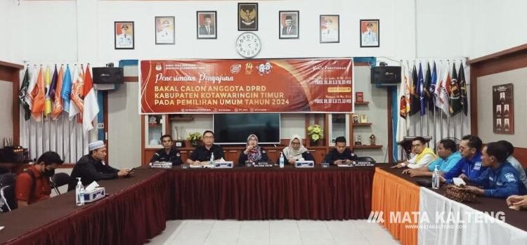 FOTO : KPU/MATA KALTENG - Suasana pengajuan pendafataran Bacaleg 2024 di KPU Kotim.