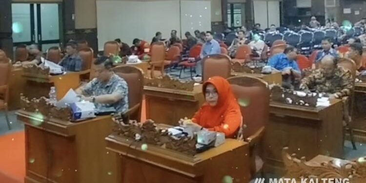FOTO: DOK/DIAN MATA KALTENG - Rapat kerja Bapemperda DPRD Kotim, 2 Mei 2023.