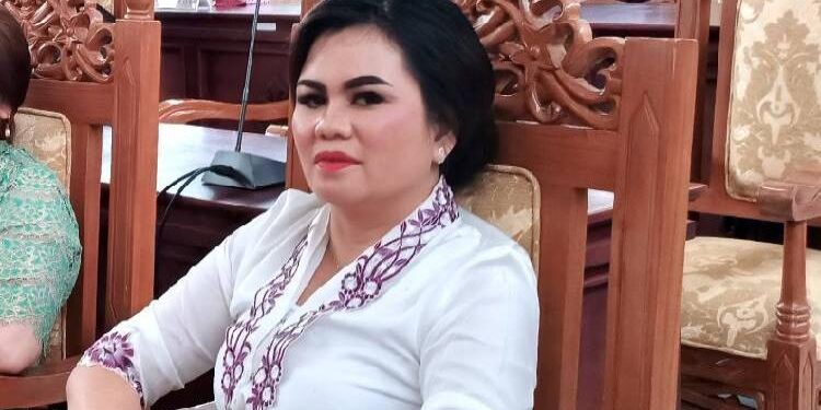 FOTO: MATAKALTENG - Anggota DPRD Kabupaten Gunung Mas, Dewi Sari.