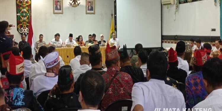 FOTO : DEVIANA/MATAKALTENG - Audiensi TBBR dengan Pemkab Kotim, Rabu 14  Juni 2023.